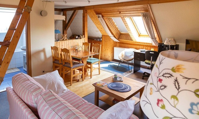 Guestrow Apartment | Attic apartment in the residential building * - Ferienwohnungen Moritz