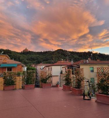 Province of Bologna Apartment | Attico vista San Luca