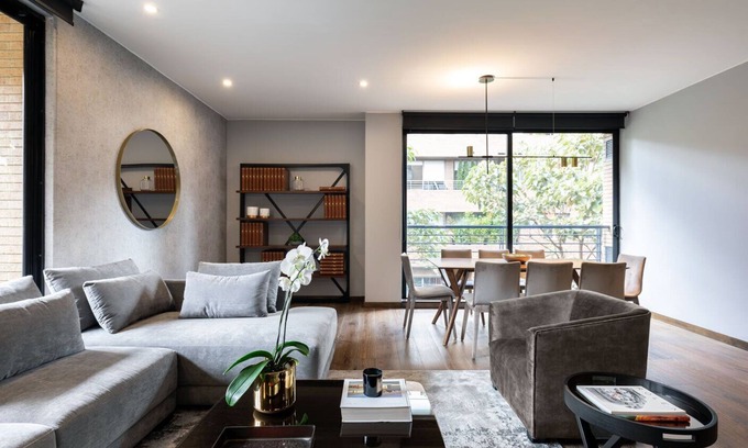 Chico Reservado Apartment | ATTIK STUNNING SUPERIOR 301