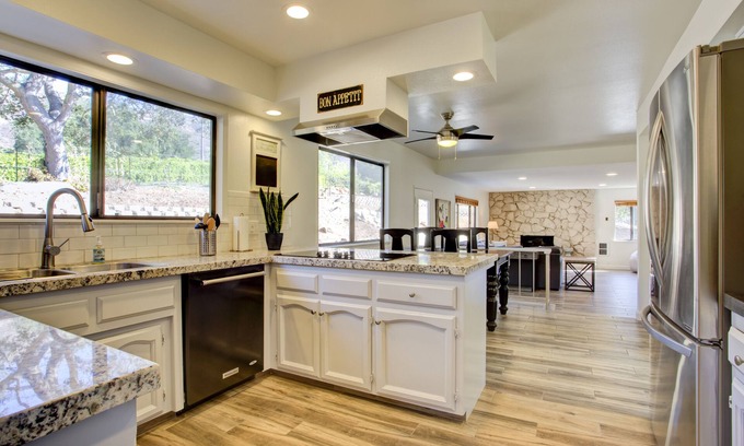 Carpinteria House | Attractive 2800 sq ft, 4 Bedroom 3 Bath Home 10 guest max. Absolutely no parties