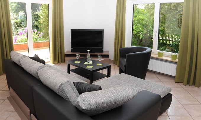 Munchen District Apartment | Attractive apartment between Munich, Tegernsee and Bad Tölz - free Wi-Fi