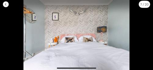 Hastings House | Attractive comfortable room in friendly house
