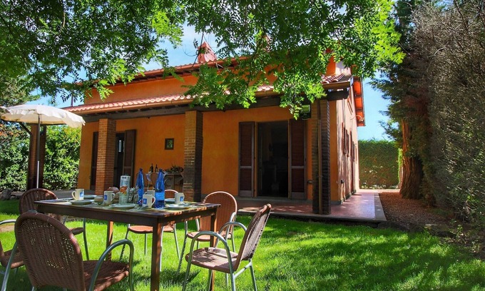 Ferretto Villa | Attractive mansion with pool