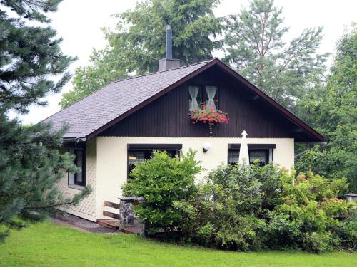 Winterstein House | Attraktives Ferienhaus mit Kamin in Waltershausen