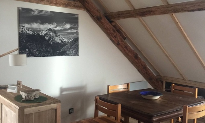 Vallouise-Pelvoux Apartment | Atypical vacation apartment for rent - Pelvoux (05)