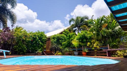 Sainte-Rose House | Au jardin d'Eole