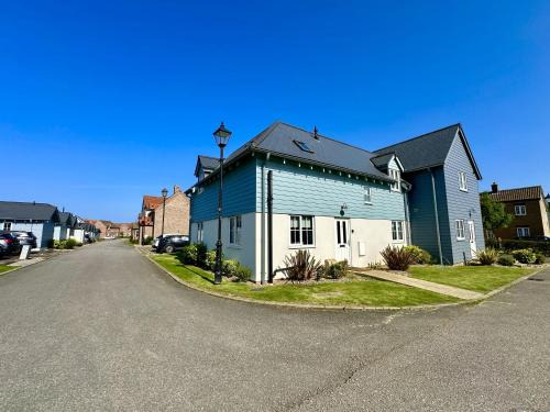 Filey House | Aubergine Cottage