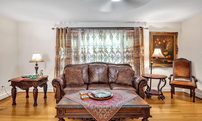 Chapel Hill House | Aug special 3king beds 1Gbps GFiber Free EV charger