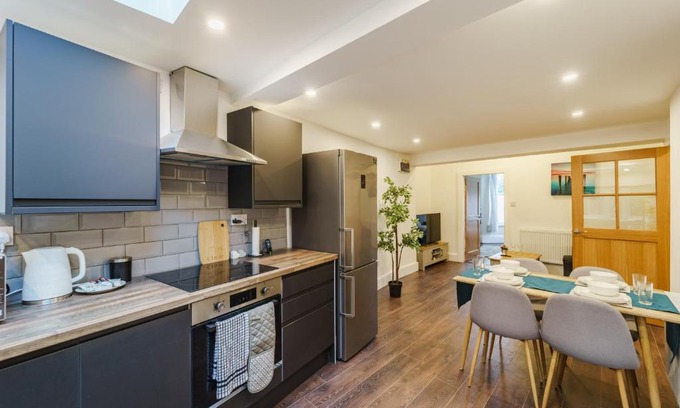 Moseley Apartment | Augusta lodge Moseley