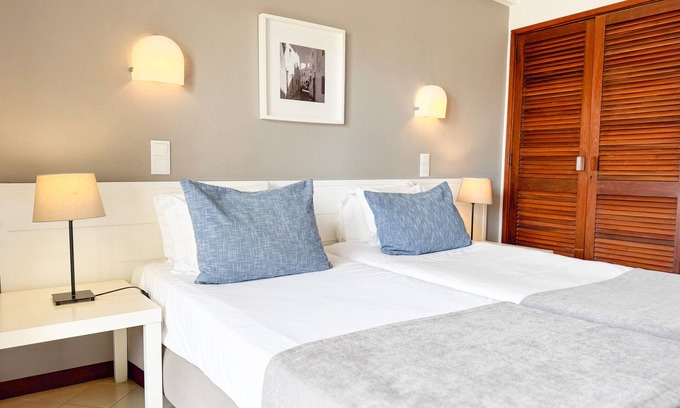 Correeira Hotel | Aura Village City Beach Apartments