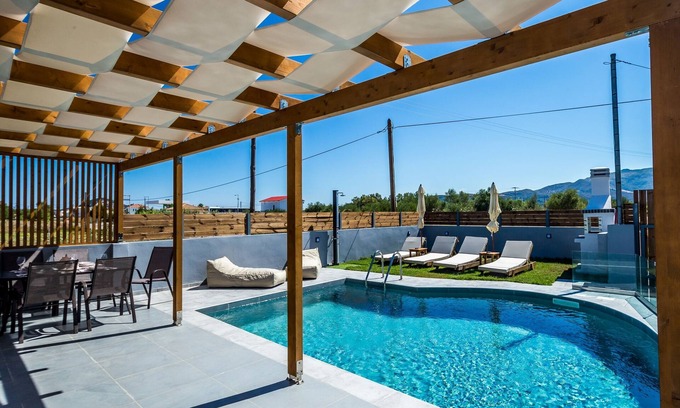 Laganas Villa | Aurelia Villa