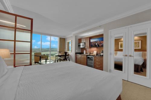 Las Vegas Hotel | Aurora Haven MGM