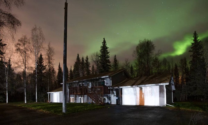 Badger Condo | Aurora Lights on Rural 3 Acre Setting