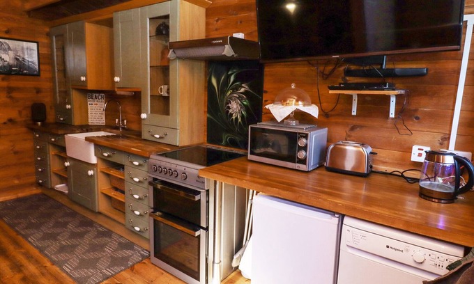Cresswell Cottage | Aurora Skies