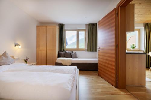 Malles Venosta Apartment | Ausserglieshof Wohnung Portles