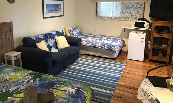 Cowes House | Aussie Golf Ranch