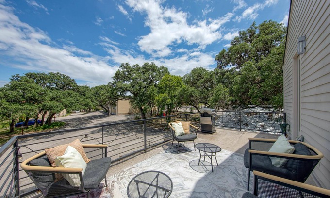 Galindo House | Austin Retreat | 2 Home Units Just 3 mi from Downtown!
