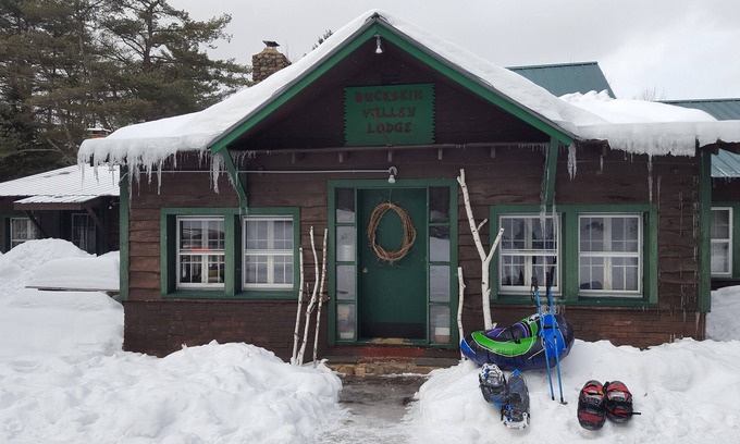 Johnsburg House | Authentic family friendly Adirondack Lodge 15 min to Gore Mountain