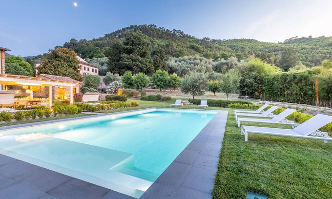 Vorno Villa | Authentic Luxury Retreat with Private Pool