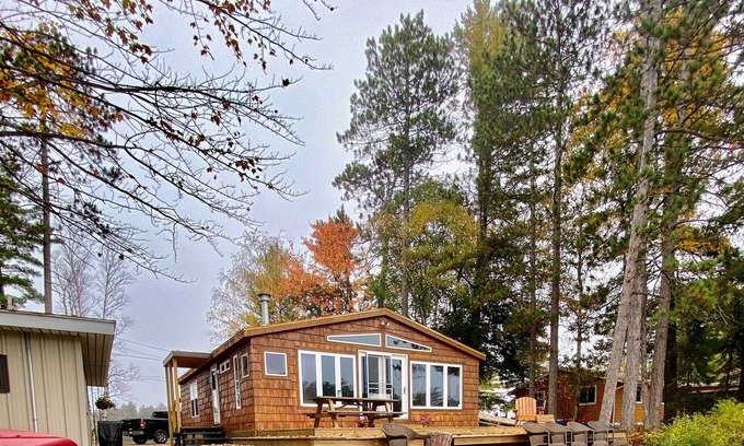 Gwinn Cottage | Autumn at The Cedar Cottage!