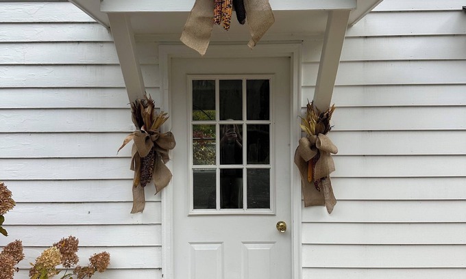 Glendale Cottage | Autumn Cottage Retreat & Winter Hideaway
