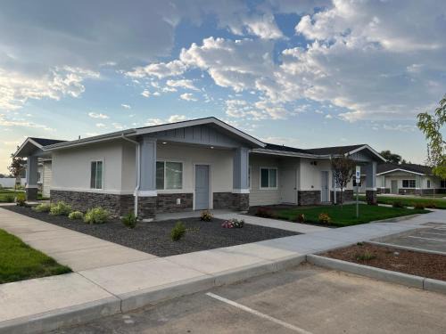Nampa Apartment | Autumn Leaf Apartments