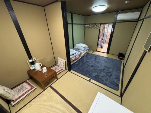 Minami Apartment | Autumn Leaves Villa 101