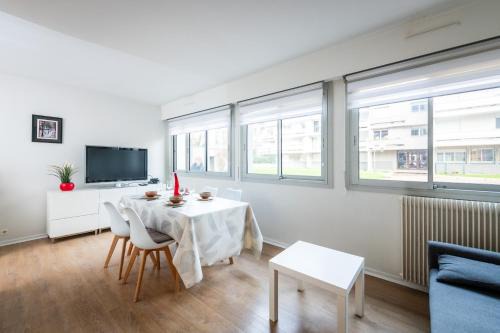 Rouen City Centre Apartment | Aux Jardins de l'Hôtel de ville - Appartement Hypercentre avec Parking Privé