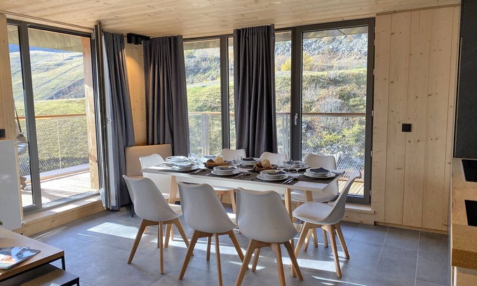 Piau Engaly Condo | Aux pieds pistes ! T2 moderne tout équipé + vue