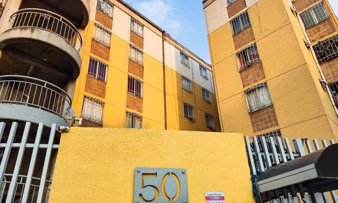 Downtown Mexico City Apartment | Av. Reforma 50, very central location