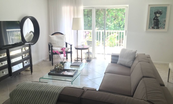 Vero Beach Condo | Avail now 3 month min - Newly updated condo - 5 min to beach