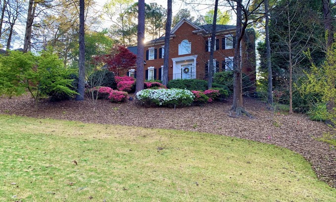 Evans House | Available Year Round! The Retreat