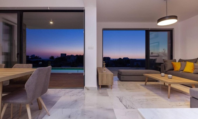 Emba Villa | Avalon 1 Villa 15 - Four Bedroom Villa, Sleeps 8