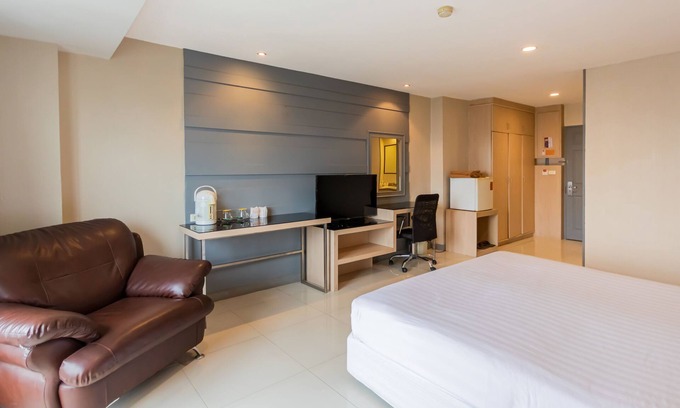 Bang Na Hotel | Avana Hotel and Convention Centre