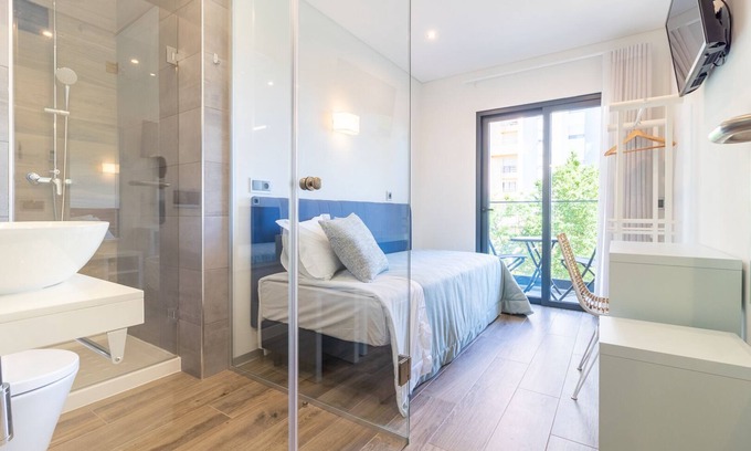 Se House | Avenue 41 Guest House