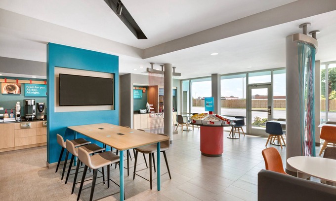 Hays Hotel | avid hotel Hays by IHG