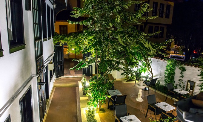 Osmangazi Apartment | Avlu Tophane