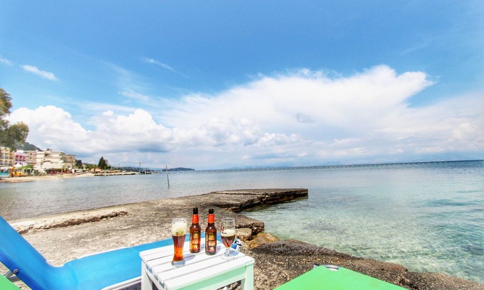 Benitses Hotel | Avra Budget Beach Hotel