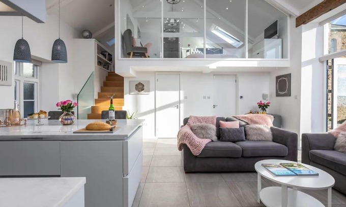 Saint Ann's Chapel Apartment | Award Winning Dog Friendly Romantic Retreat