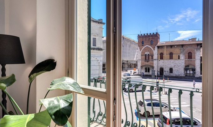 Pisa City Centre Hotel | AwesHome Luxury Apartment