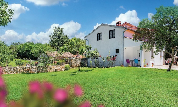 Sveti Petar u Sumi Apartment | Awesome apartment in Sv.Petar u Sumi