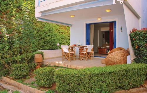 Kato Diminio Apartment | Awesome Apartment In Melissi Korinthia