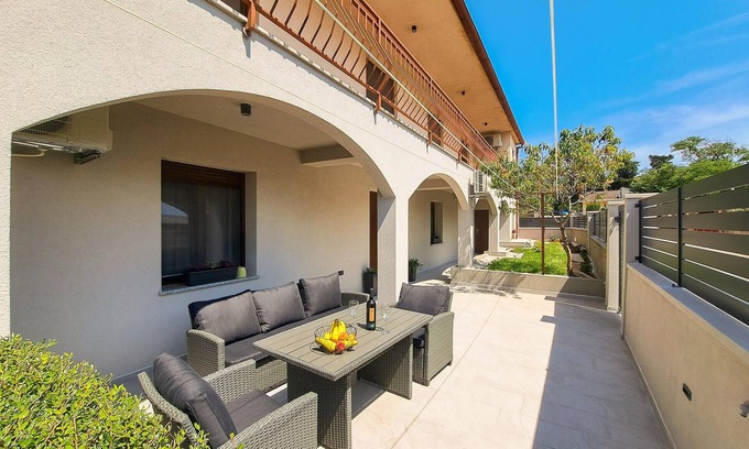 Muntic Apartment | Awesome apartment in Muntic with WiFi