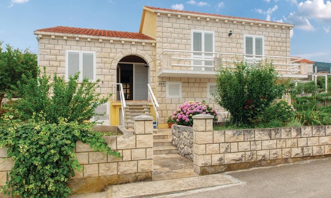 Kneza Apartment | Awesome apartment in Racisce with WiFi