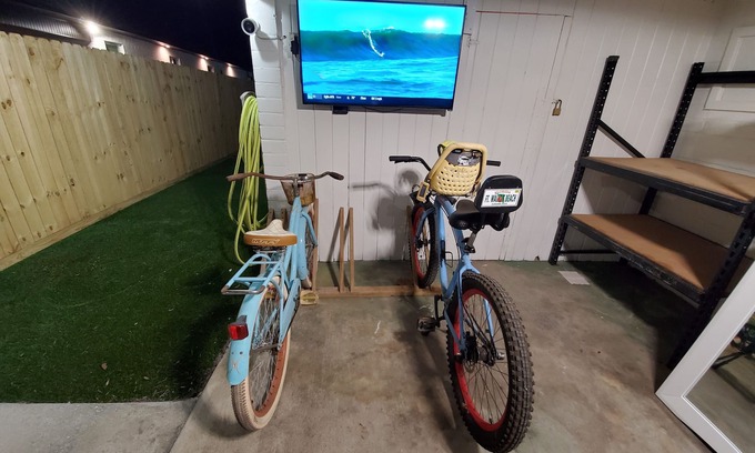 Fort Walton Beach House | Awesome Backyard in Family Walking & Biking Neighborhood! UPDATED LIKE NEW!