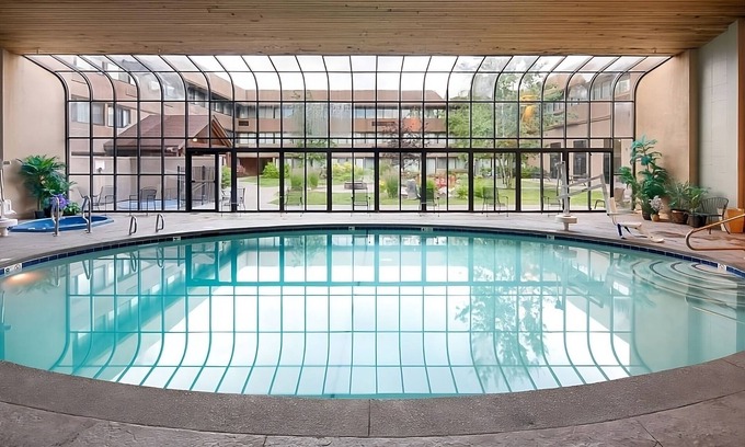 Kalispell Hotel | Awesome Find! 3 Convenient Units w/Free Parking, Near Mission Trail Park!