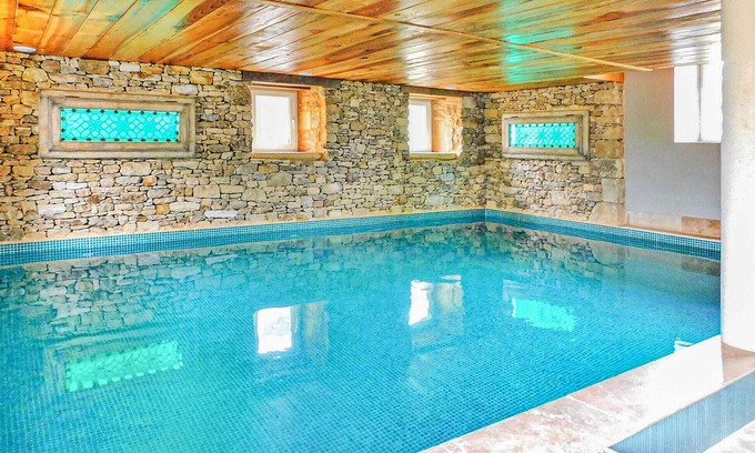 La Chapelle-Aubareil House | Awesome home in La Chapelle-Aubareil