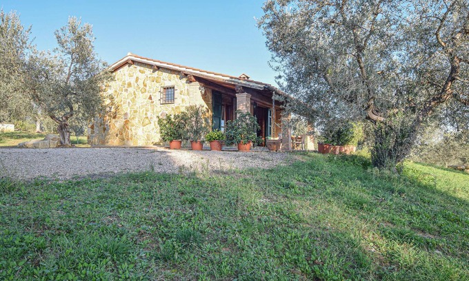 Magliano in Toscana House | Awesome home in Magliano in Toscana