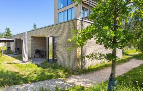 Lembruch House | Awesome Home In Lembruchdümmer See