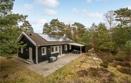 Snogebaek House | Awesome Home In Nexø With Wifi